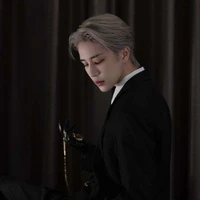 พันเพลิง(พระเอก)