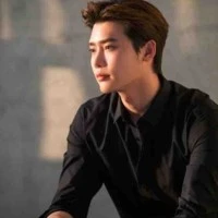 ธนาธร(พ่อพอ.)