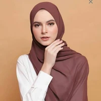 ustadzah lia