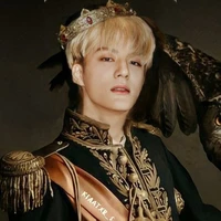 คิวเบิร์ด :พ.อ+องค์ชาย+อัศวิน+ผ.อ