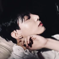 𝒑𝒉𝒐𝒆𝒏𝒊𝒙🕊️