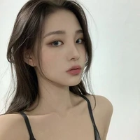 Fiona Adams ( fl step sister)