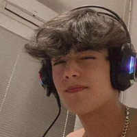 °•𝐁𝐞𝐧𝐣𝐢𝐧•°< amigo >