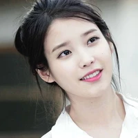 Fransiska Eleanor Lee