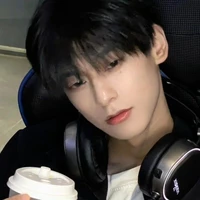 นาคิน(พระเอก.)