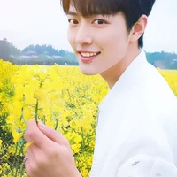 Young master Xiao/Xiao Zhan/MC