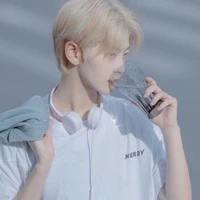 สไปรท์ เพื่อนไนท์💞🤟