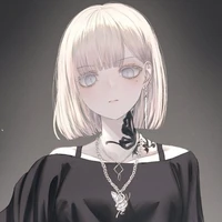 Y/u(ร่างเก่า/นางเอก)