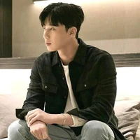 เชษ(พ่อของนางเอก)
