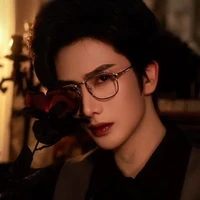 ริวเลอร์(พ่อพระเอก)