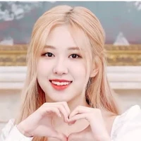 พลอย(เพื่อนนอ.+ลูกมาเฟีย)