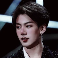 ตะวัน(พระเอก/เจ้าพ่อมาเฟีย)