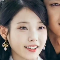 IU