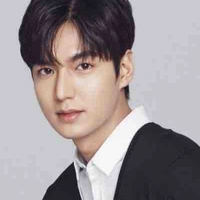 นาย เพื่อนพอ