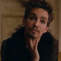 Klaus Hargreeves<3💚