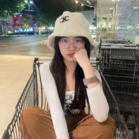จีน่า(นางเอก)