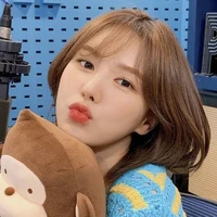 Selca Febriana