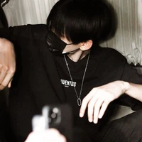 คิม ( เพื่อนพระเอก + พระเอก )