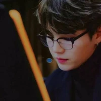 Yoongi (Ayah Hana)