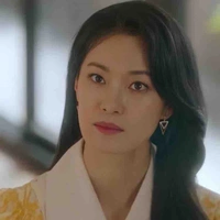 Jingyi Amberly 