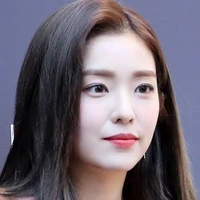 Irena/IU friend