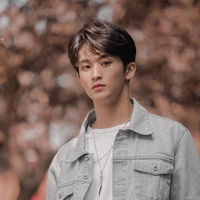 MARK LEE