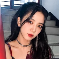พลอย