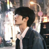 อาชิ ° นายเอก
