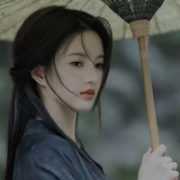 นางเอก:อาชวี