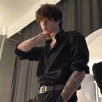 คิม :คนสนิท