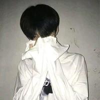 ไวซ์(เพือนน.อ