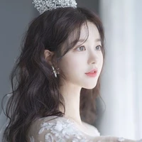 คามิล่า(นางเอก)