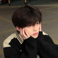ชิน//นายเอก.