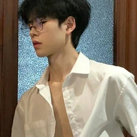 บูม(พี่ชายนางเอก)