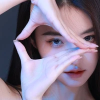 แอดรักลูมีน