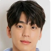 ริว(เพื่อนพระเอก+พี่นายเอก+.....)