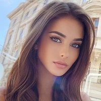 Tania Füllkrug (ex novia de K. 19 años)