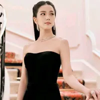 Jeon Jisoo(queen) (fl)