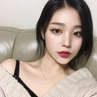 พีช(แม่จีน+พ่อเลิกกับแม่แล้ว)