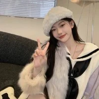 จูเลีย(นางเอก)