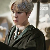 ไวท์ผ😋{เพื่อน  พ.อ}