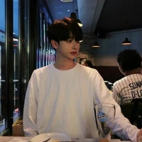 ติวต้า(เพื่อนนายเอก)