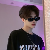 พิว [ เพื่อนติน ]