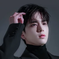 raynald manoban (ayah Lalisa)