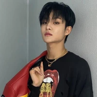 Azriel Kavindra