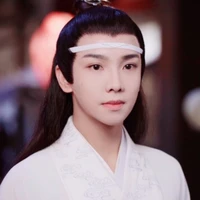 หลานซือจุย(พระเอก)