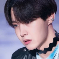 เจมส์[เพื่อนพระเอก]