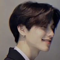 ไวน์(พระเอก2)