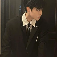 ไวน์​/พระเอก