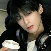 ธิวา